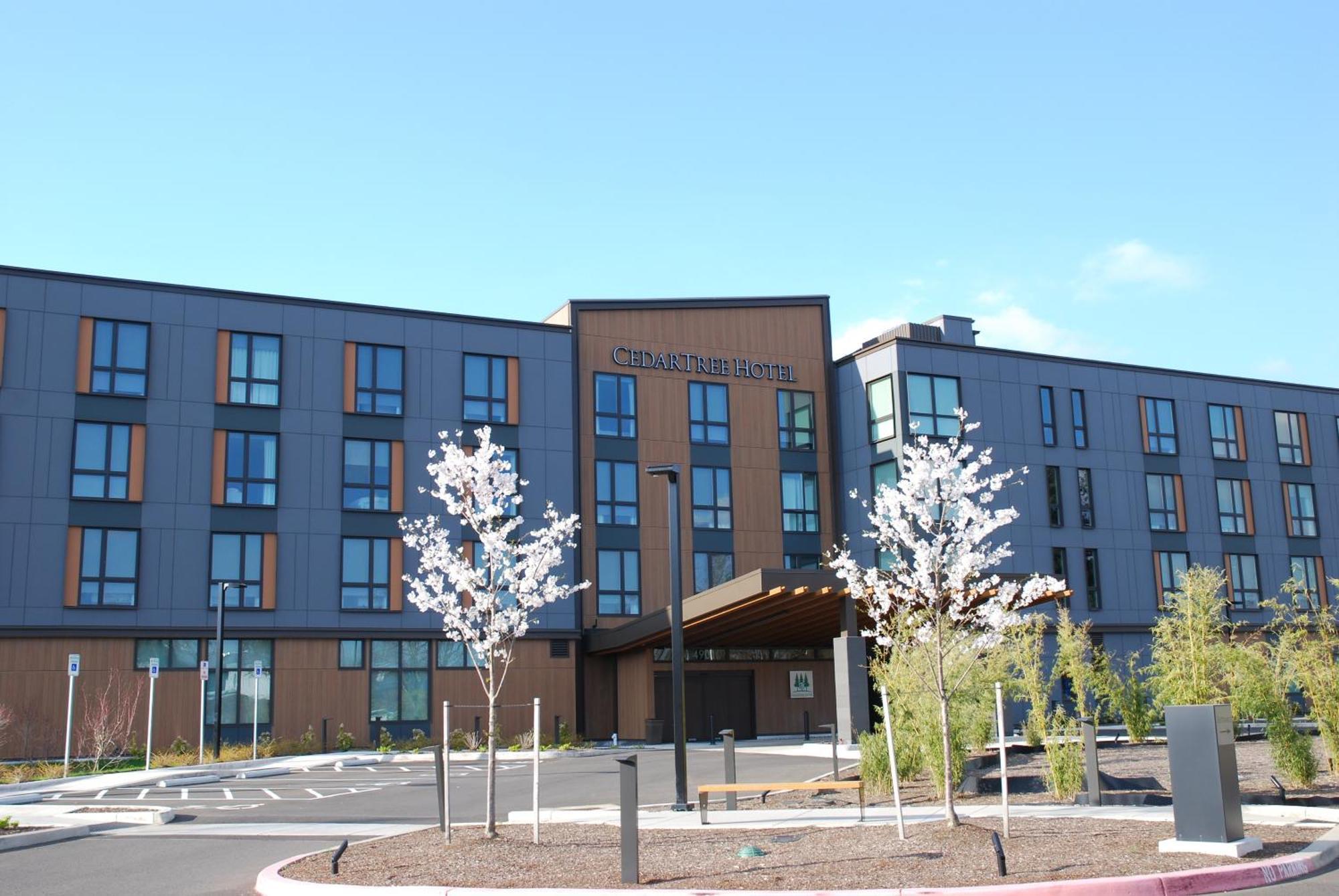 Cedartree Hotel Portland Hillsboro Exterior photo